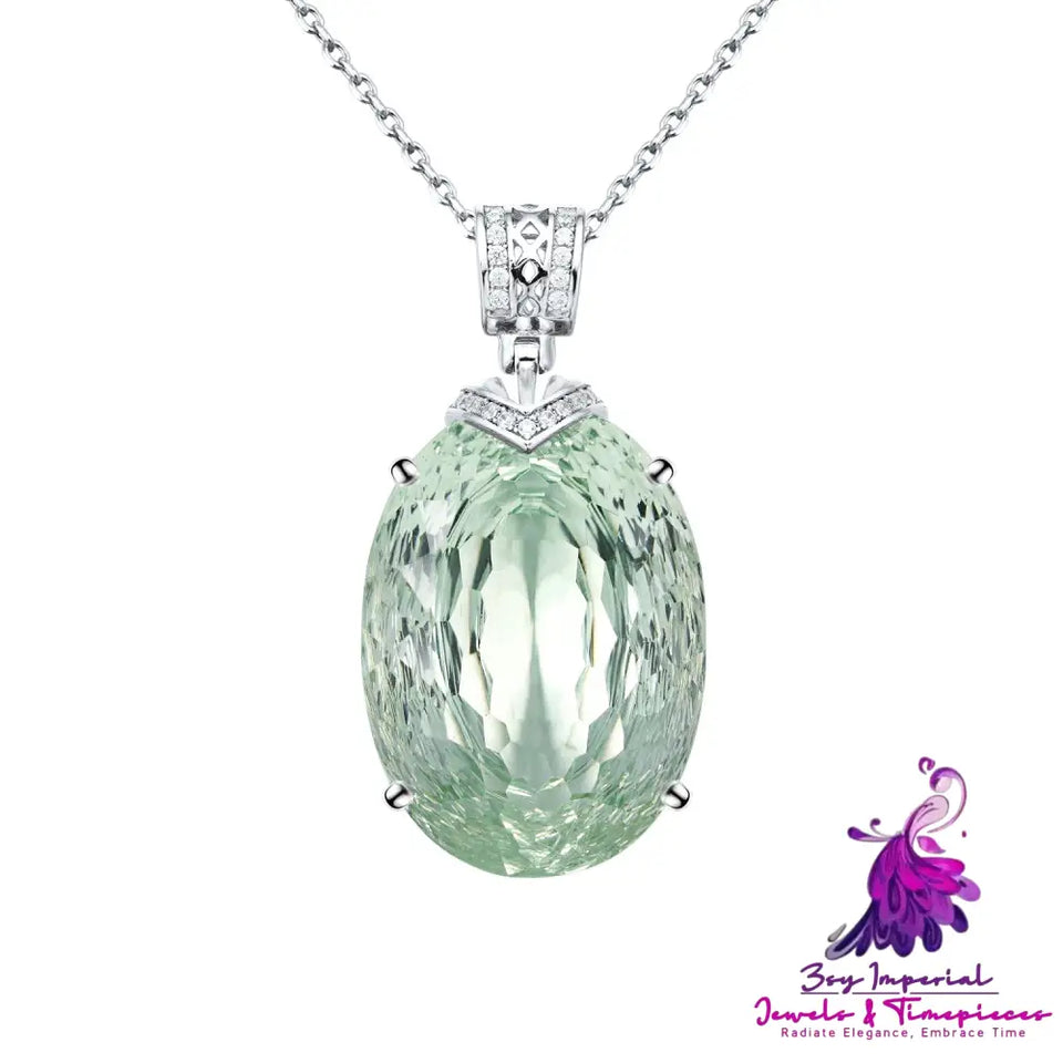 Luxurious Natural Gem Pendant Necklace