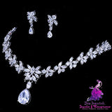 Exquisite Zircon Necklace and Earring Set