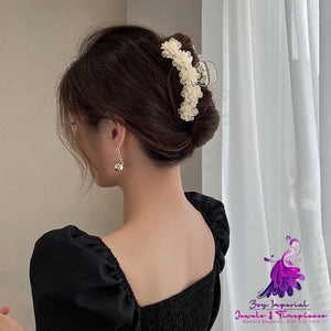 Elegant Handmade Flower Grip Clip For Women In Summer