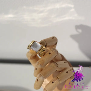 Vintage Shell Fashion Ring