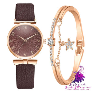 Fashion Women’s Simple Fashion PU Strap Quartz Watch