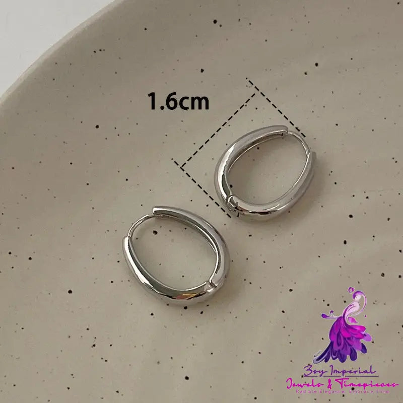 Women’s Sleek And Minimalist French Fashionable Earrings