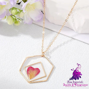 Simplified Geometric Hexagonal Dry Flower Necklace