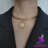 Geometric Metal Wind Collar Necklace