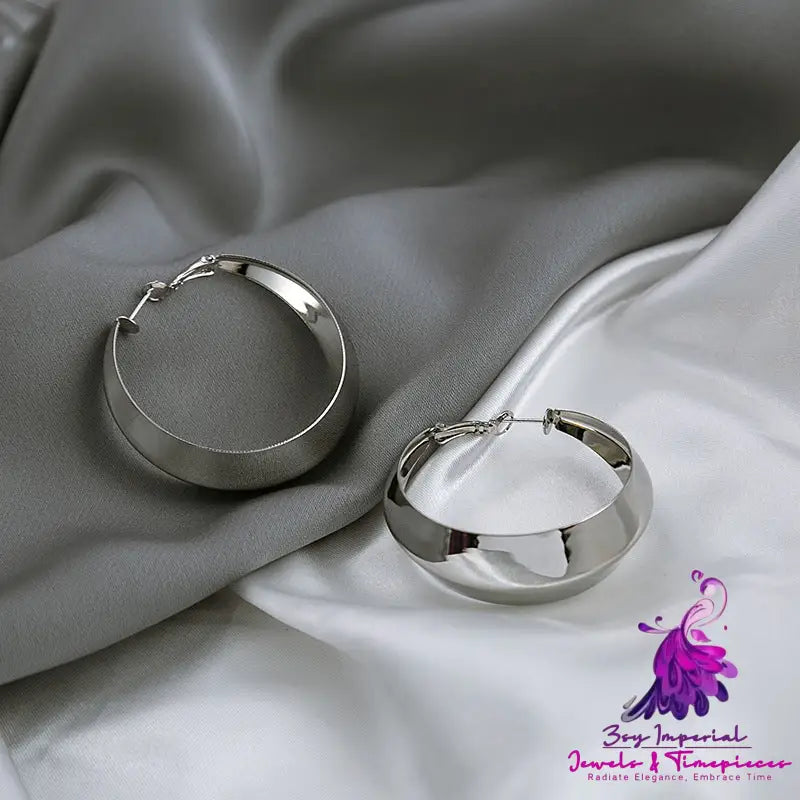 Polishing Metallic Round Ring Earrings