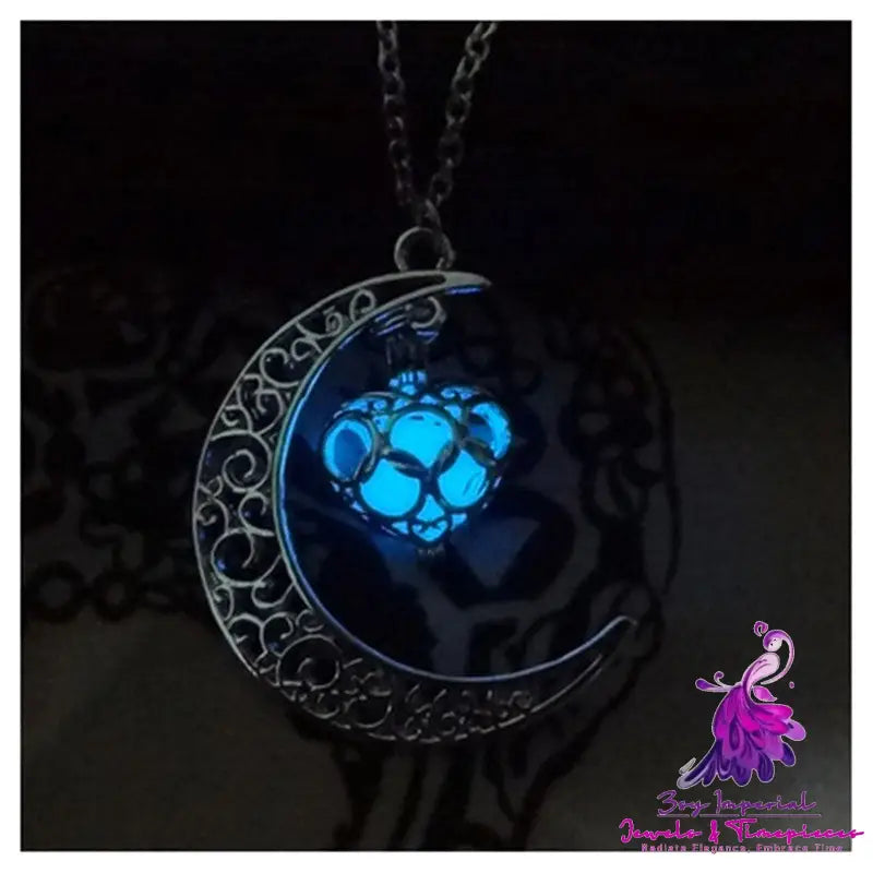 Glowing Silver Pendant Necklaces