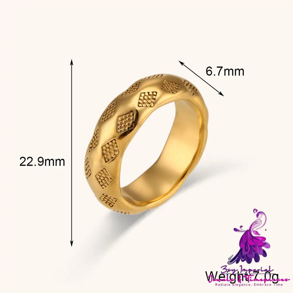 Retro Golden Lattice Ring