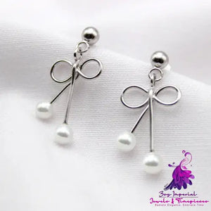 Bow Pearl Earrings