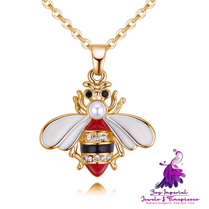 Cute Bee Pendant Necklace for Women