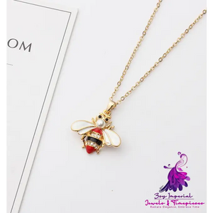 Cute Bee Pendant Necklace for Women