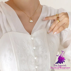 Imitation Pearl White Sea Shell Necklace for Women