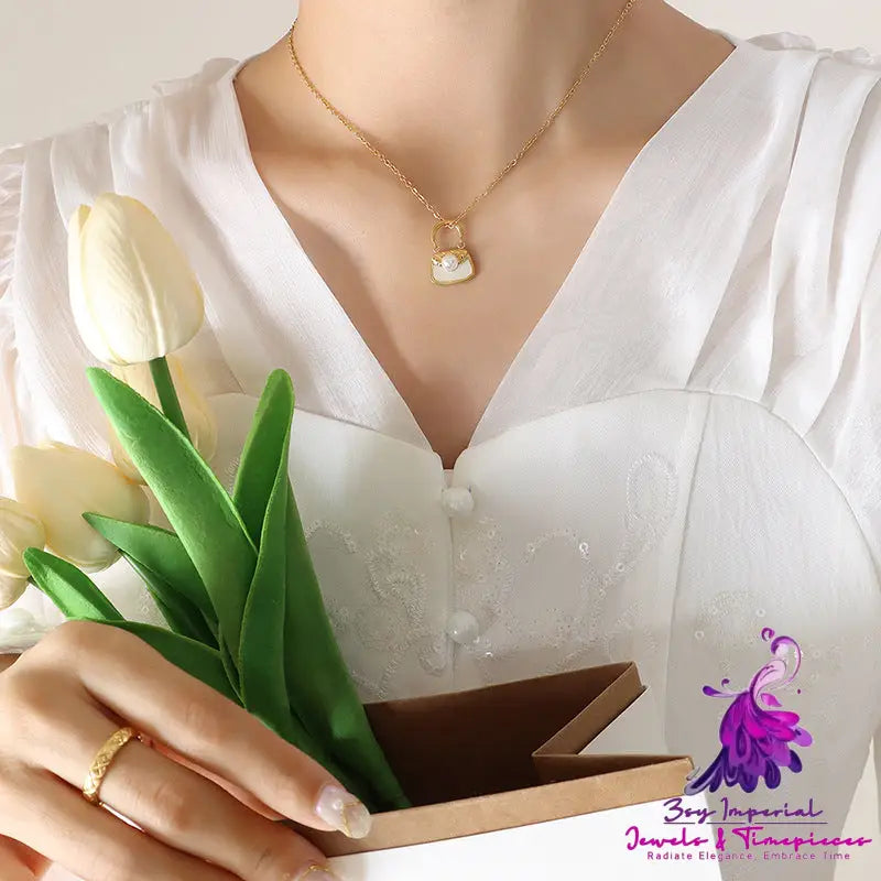 Imitation Pearl White Sea Shell Necklace for Women