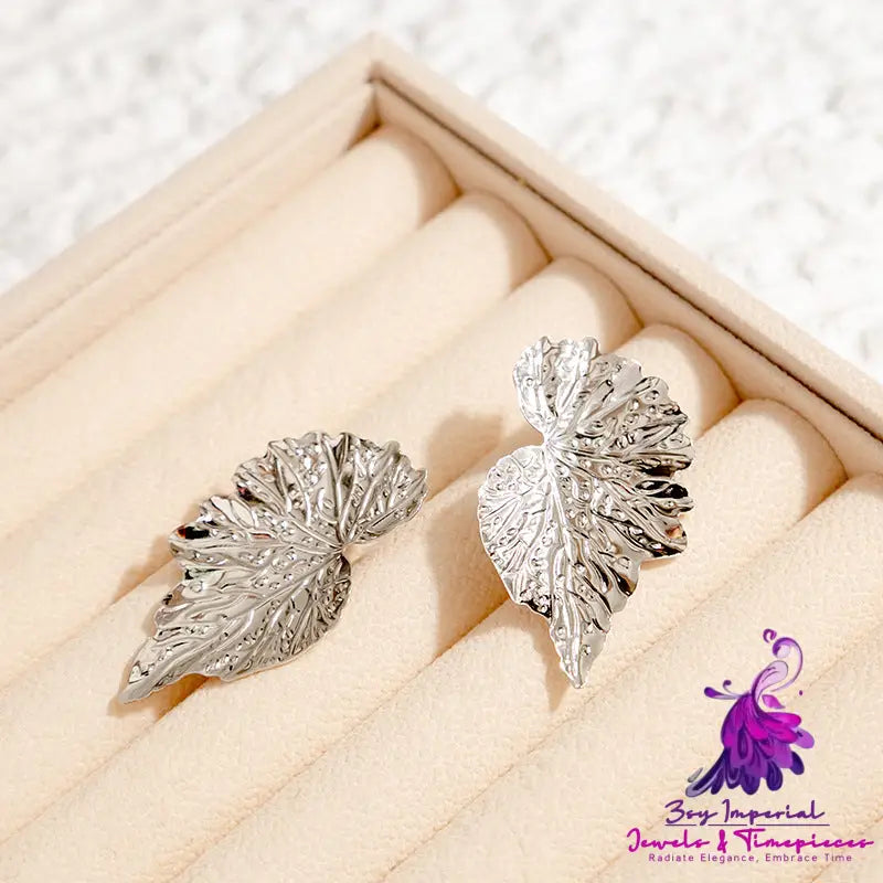 Trendy Pleated Leaf Earrings