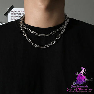 U-shaped Spliced Clavicle Necklace