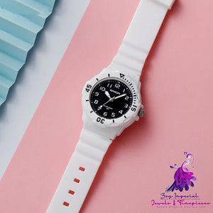 Outdoor Leisure Simple Middle School Watch