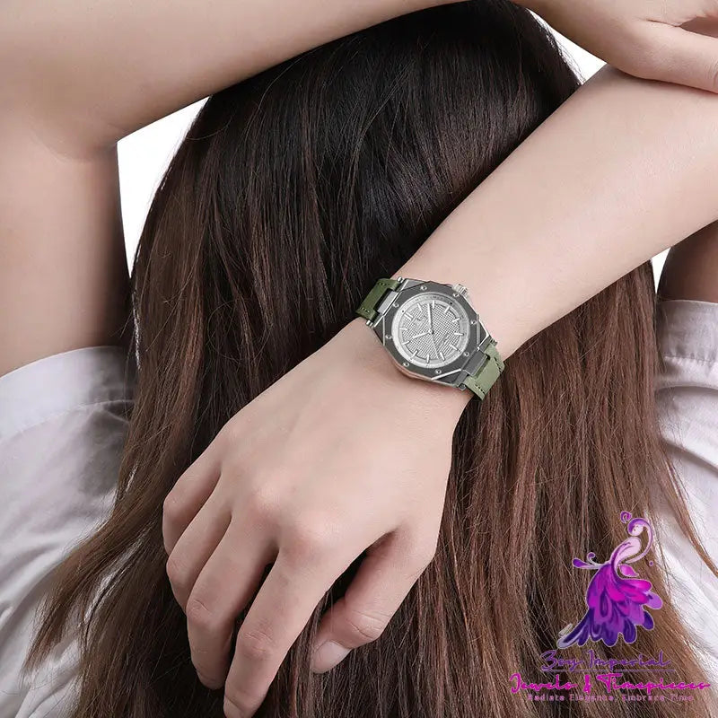 Waterproof Niche Women’s Quartz Watch