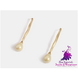 Classic Pearl Earrings