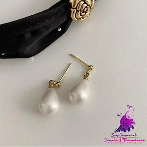 Vintage Water Drop Pearl Earrings