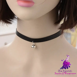 Wide Leather Short Necklace