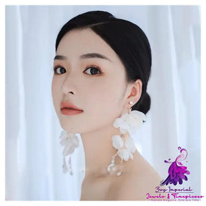 Fashion White Small Flower Tassel Wedding Dress Earrings